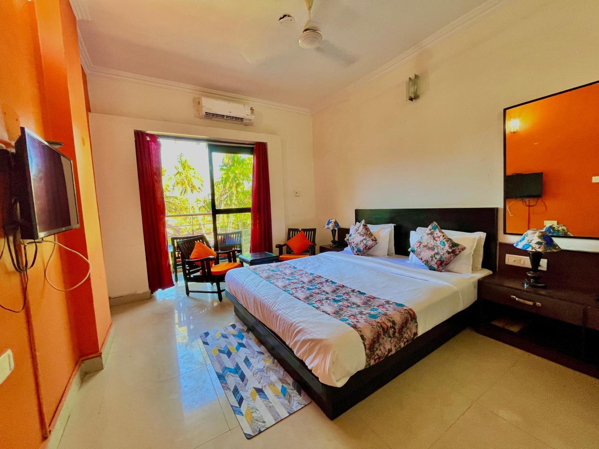 Shivam Manage Bythe Four Season & Resort, Calangute Goa Hotel