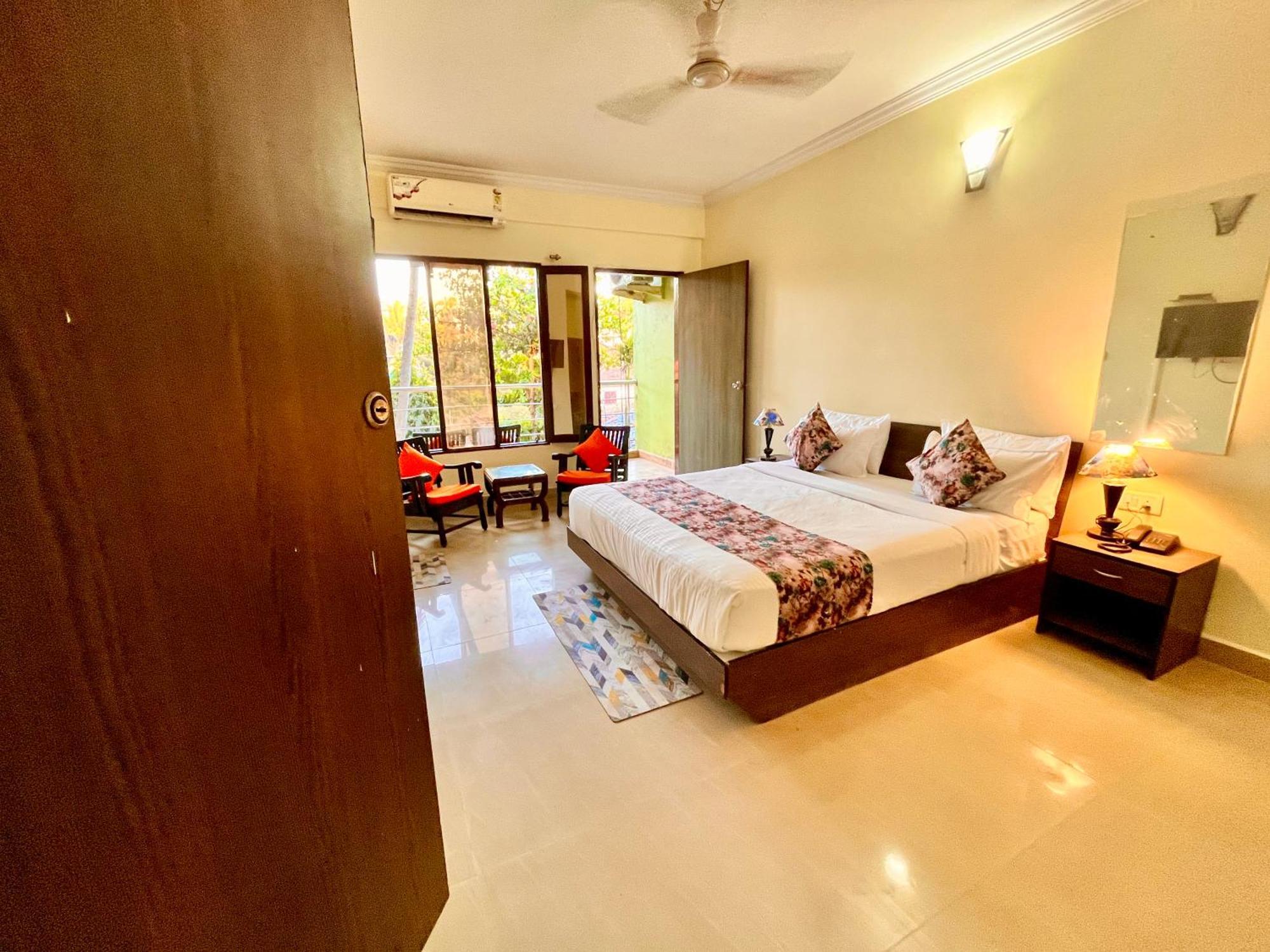 Shivam Manage Bythe Four Season & Resort, Calangute Goa Hotel