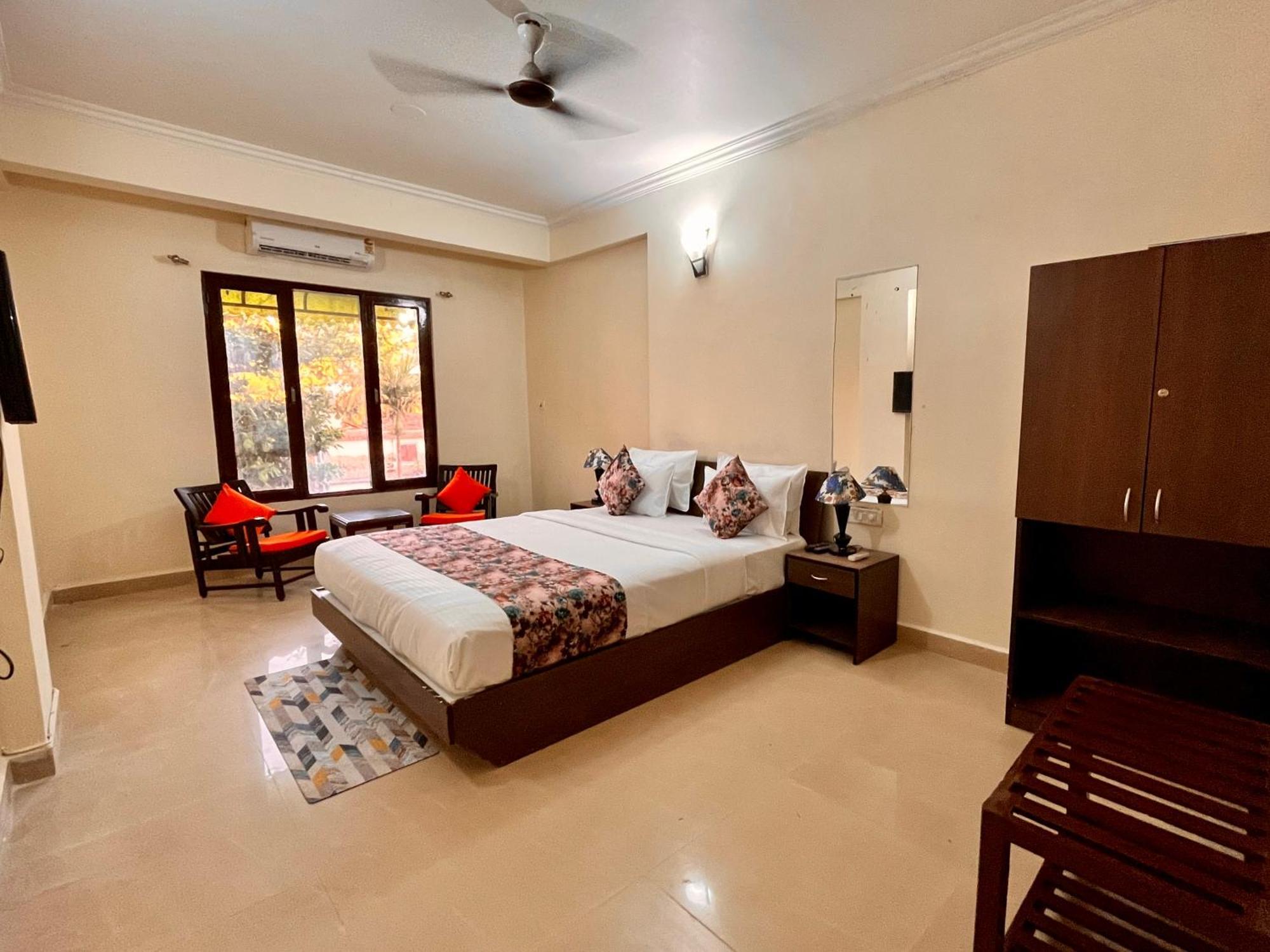Shivam Manage Bythe Four Season & Resort, Calangute Goa Baga