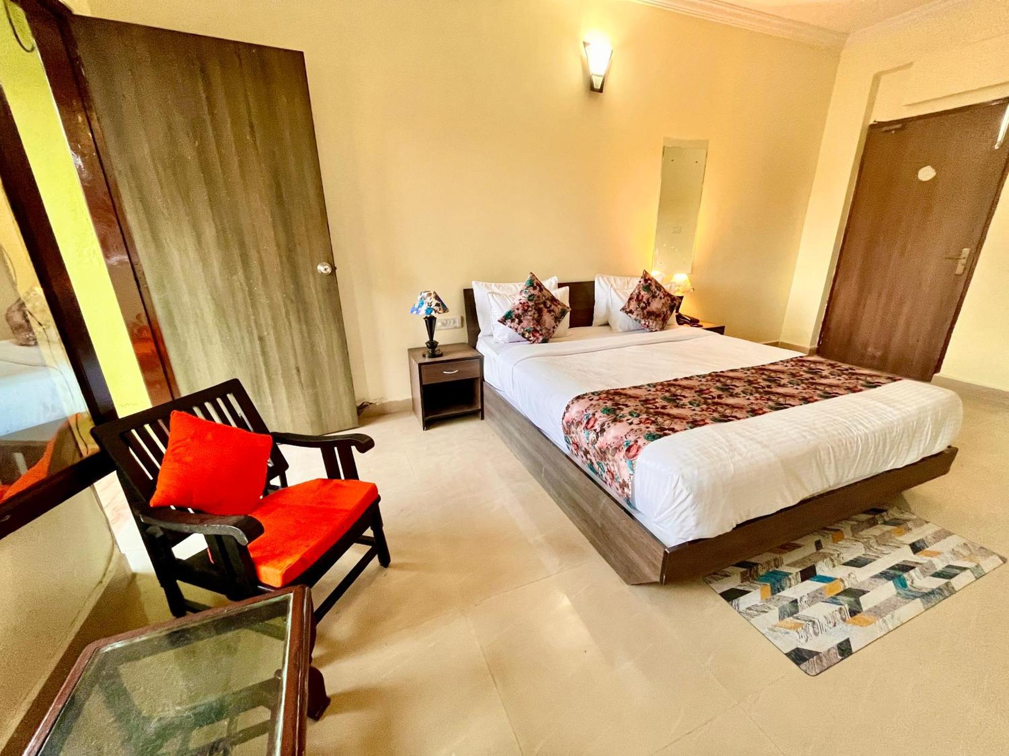 Hotel Shivam Manage Bythe Four Season & Resort, Calangute Goa Baga